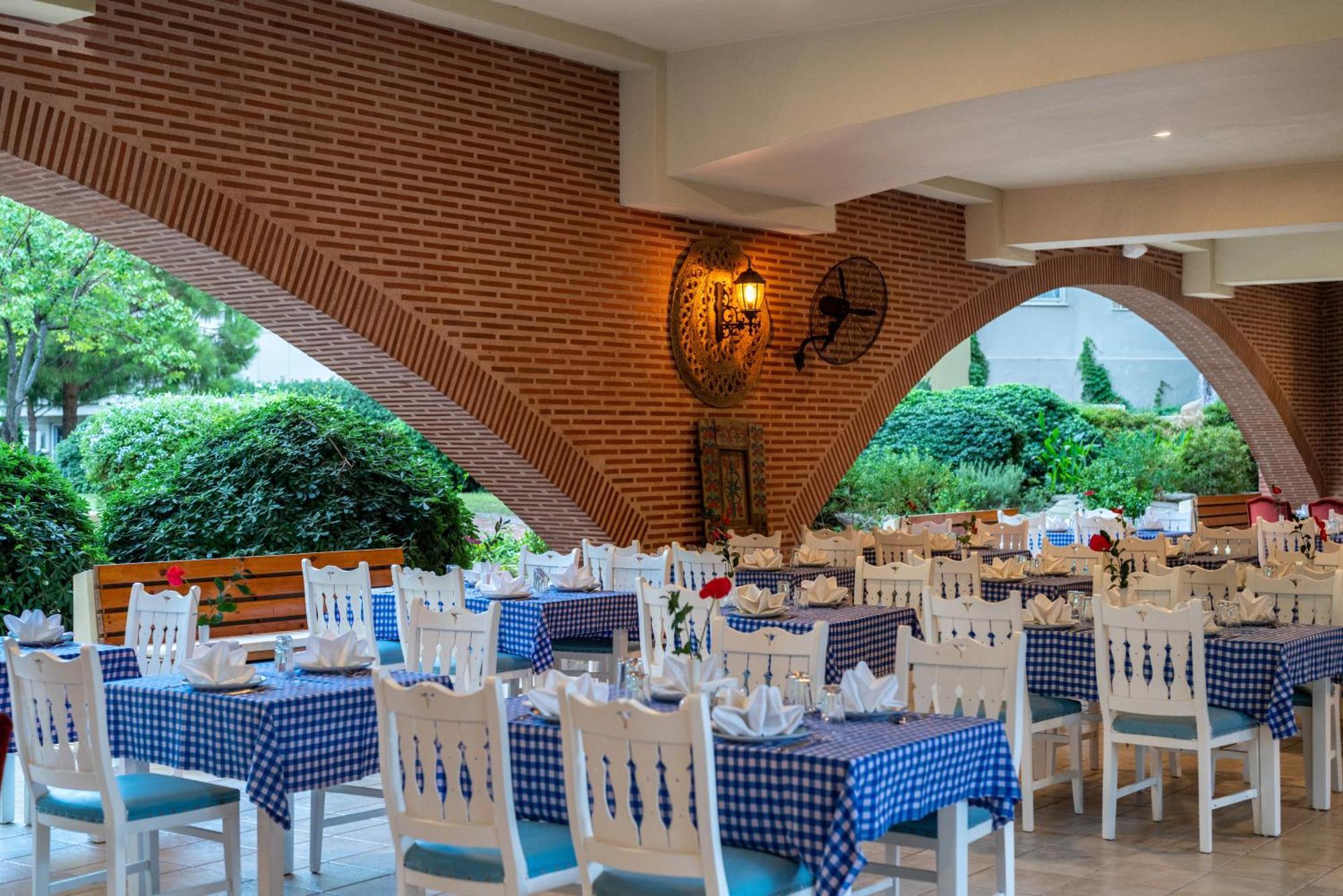 Selectum Family Resort Side كيزيلاتْشْ المظهر الخارجي الصورة
