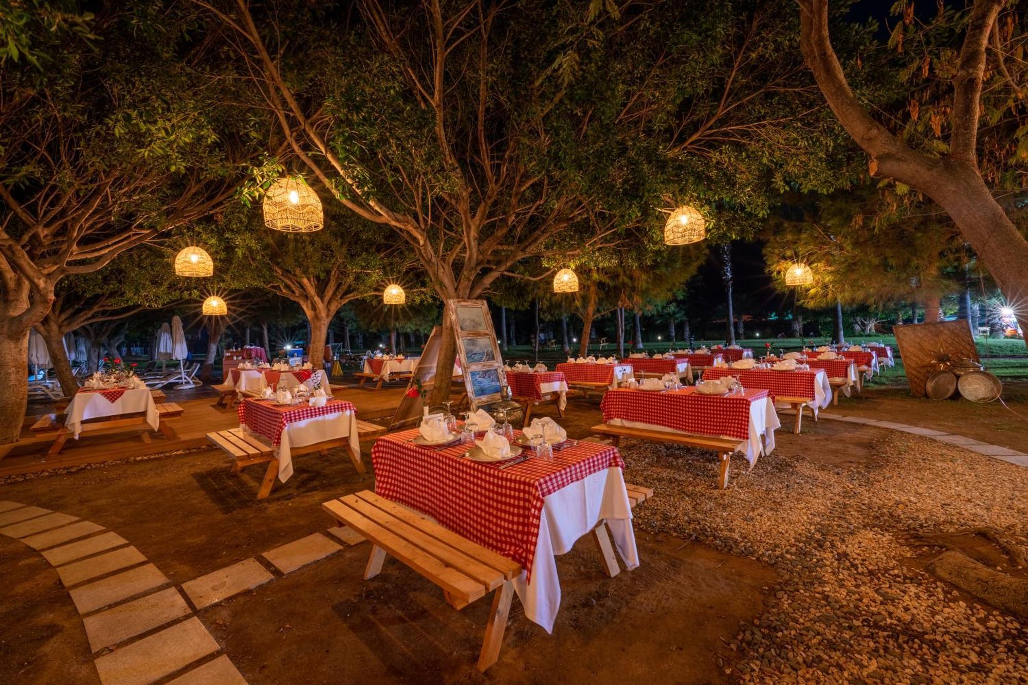 Selectum Family Resort Side كيزيلاتْشْ المظهر الخارجي الصورة